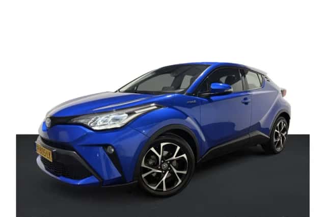 Toyota C-HR (2022) thumbnail 1