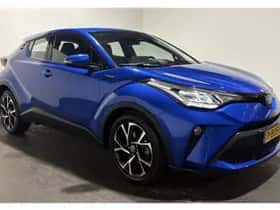 Toyota C-HR (2022) thumbnail 6