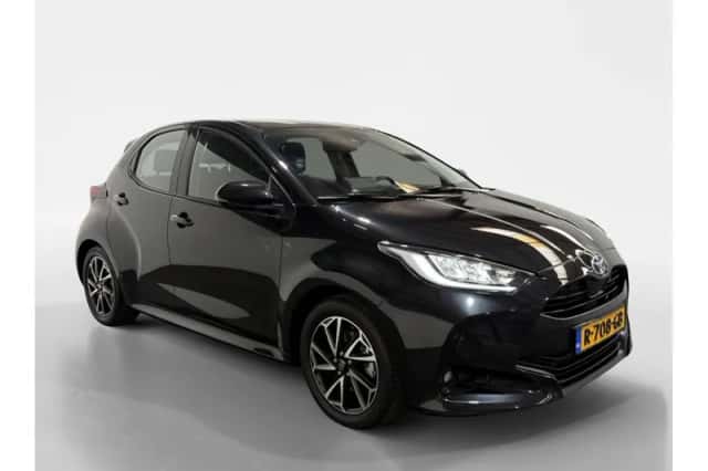 Toyota Yaris (2022) thumbnail 6