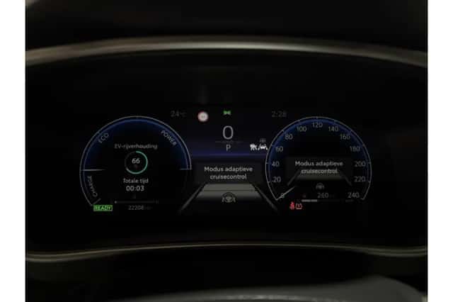 Toyota Corolla (2025) thumbnail 4