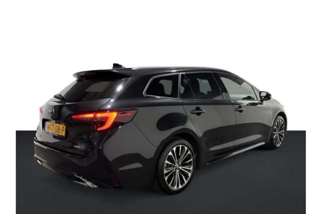 Toyota Corolla (2025) thumbnail 2