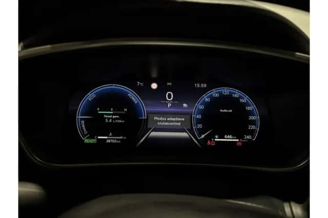 Toyota Corolla (2025) thumbnail 4