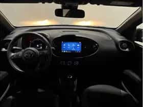Toyota Aygo X (2025) thumbnail 3
