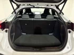 Toyota C-HR (2024) thumbnail 37