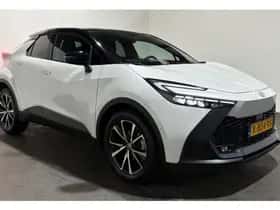 Toyota C-HR (2024) thumbnail 6