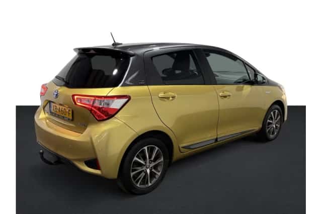 Toyota Yaris (2019) thumbnail 2