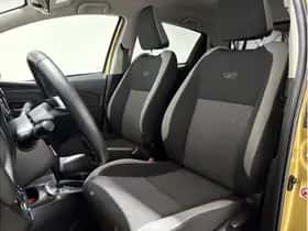 Toyota Yaris (2019) thumbnail 17
