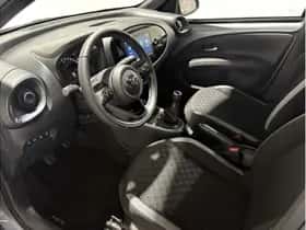 Toyota Aygo X (2025) thumbnail 12