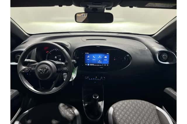 Toyota Aygo X (2025) thumbnail 3