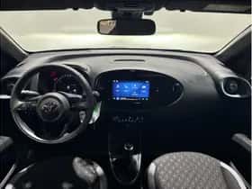 Toyota Aygo X (2025) thumbnail 3