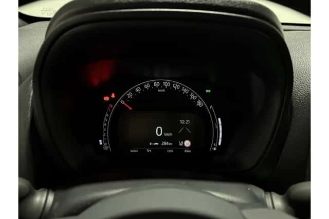 Toyota Aygo X (2025) thumbnail 4