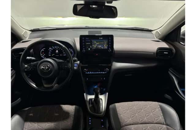Toyota Yaris Cross (2022) thumbnail 3