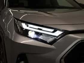 Toyota RAV4 (2022) thumbnail 11