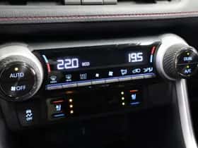 Toyota RAV4 (2022) thumbnail 36