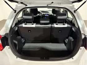 Toyota Yaris (2020) thumbnail 34