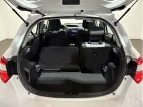 Toyota Yaris (2020) thumbnail 35