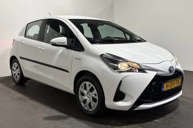 Toyota Yaris (2020) thumbnail 6