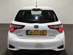 Toyota Yaris (2020) thumbnail 9