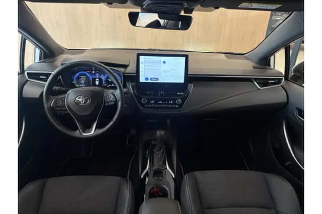 Toyota Corolla (2025) thumbnail 3