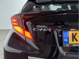 Toyota C-HR (2020) thumbnail 11