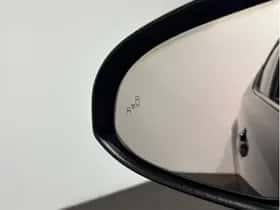 Toyota C-HR (2020) thumbnail 14