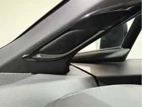 Toyota C-HR (2020) thumbnail 15