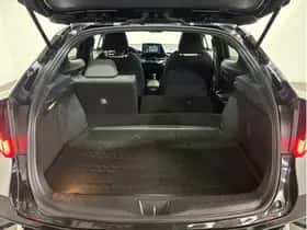 Toyota C-HR (2020) thumbnail 41