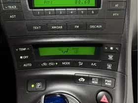 Toyota Prius (2009) thumbnail 24