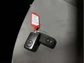 Toyota Prius (2009) thumbnail 5
