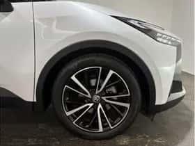 Toyota C-HR (2025) thumbnail 12