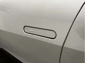 Toyota C-HR (2025) thumbnail 14