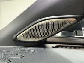 Toyota C-HR (2025) thumbnail 16