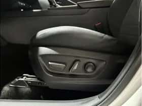 Toyota C-HR (2025) thumbnail 19