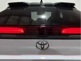 Toyota C-HR (2025) thumbnail 10
