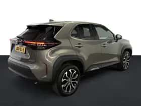 Toyota Yaris Cross (2022) thumbnail 2