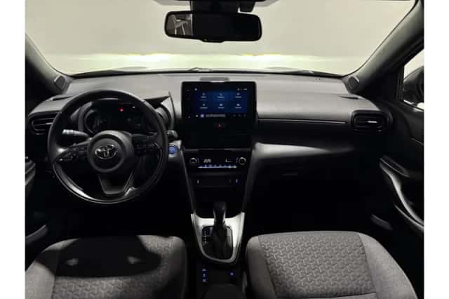 Toyota Yaris Cross (2022) thumbnail 3