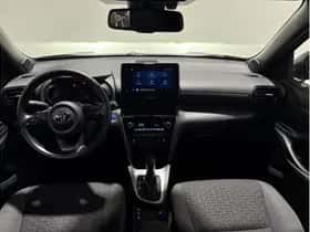 Toyota Yaris Cross (2022) thumbnail 3