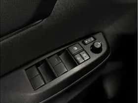 Toyota Yaris Cross (2022) thumbnail 30