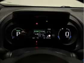 Toyota Yaris Cross (2022) thumbnail 4