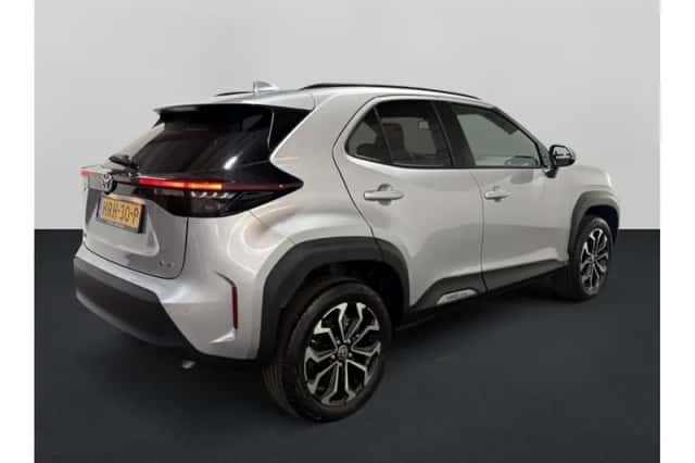 Toyota Yaris Cross (2025) thumbnail 2
