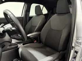 Toyota Yaris Cross (2025) thumbnail 16