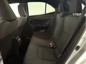 Toyota Yaris Cross (2025) thumbnail 17