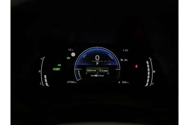 Toyota Yaris Cross (2025) thumbnail 3