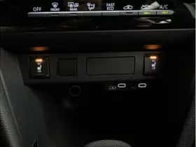 Toyota Yaris Cross (2025) thumbnail 30