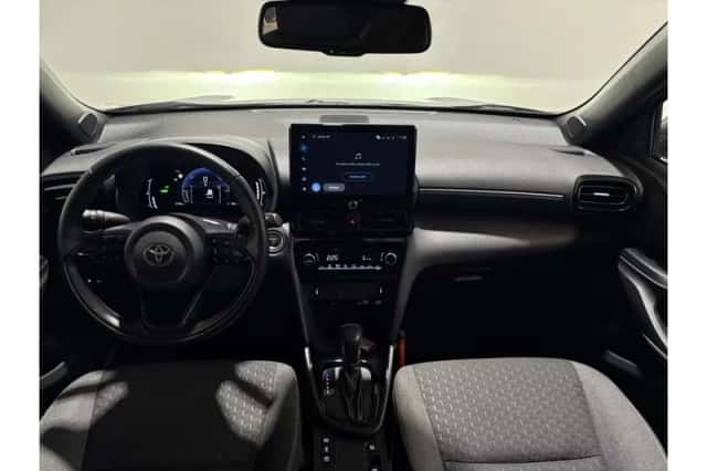 Toyota Yaris Cross (2025) thumbnail 4