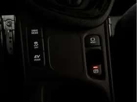 Toyota Yaris Cross (2025) thumbnail 32