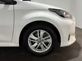 Toyota Yaris (2022) thumbnail 12