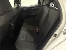 Toyota Yaris (2022) thumbnail 15