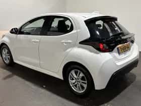 Toyota Yaris (2022) thumbnail 8