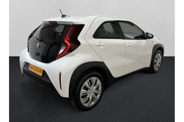 Toyota Aygo X (2025) thumbnail 2